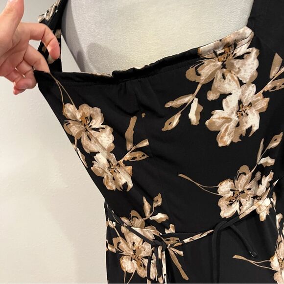 Plus size Floral knee length Dress size 14 - Picture 7 of 11